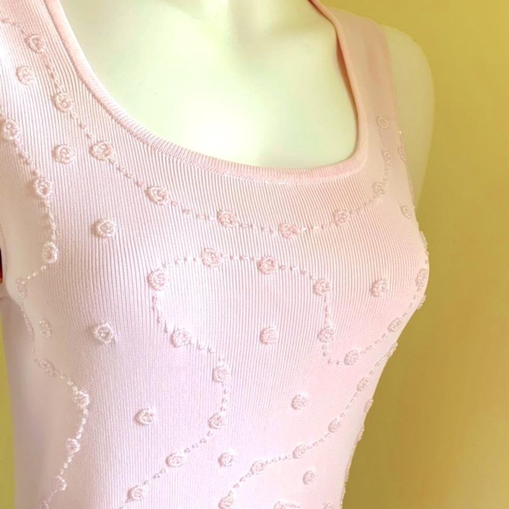 Beautiful soft Pink Woman Top rayon knit Fully with pink beading US M